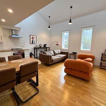 Appartamento 2 Bed 2 Bath With Private Parking Edimburgo Esterno foto