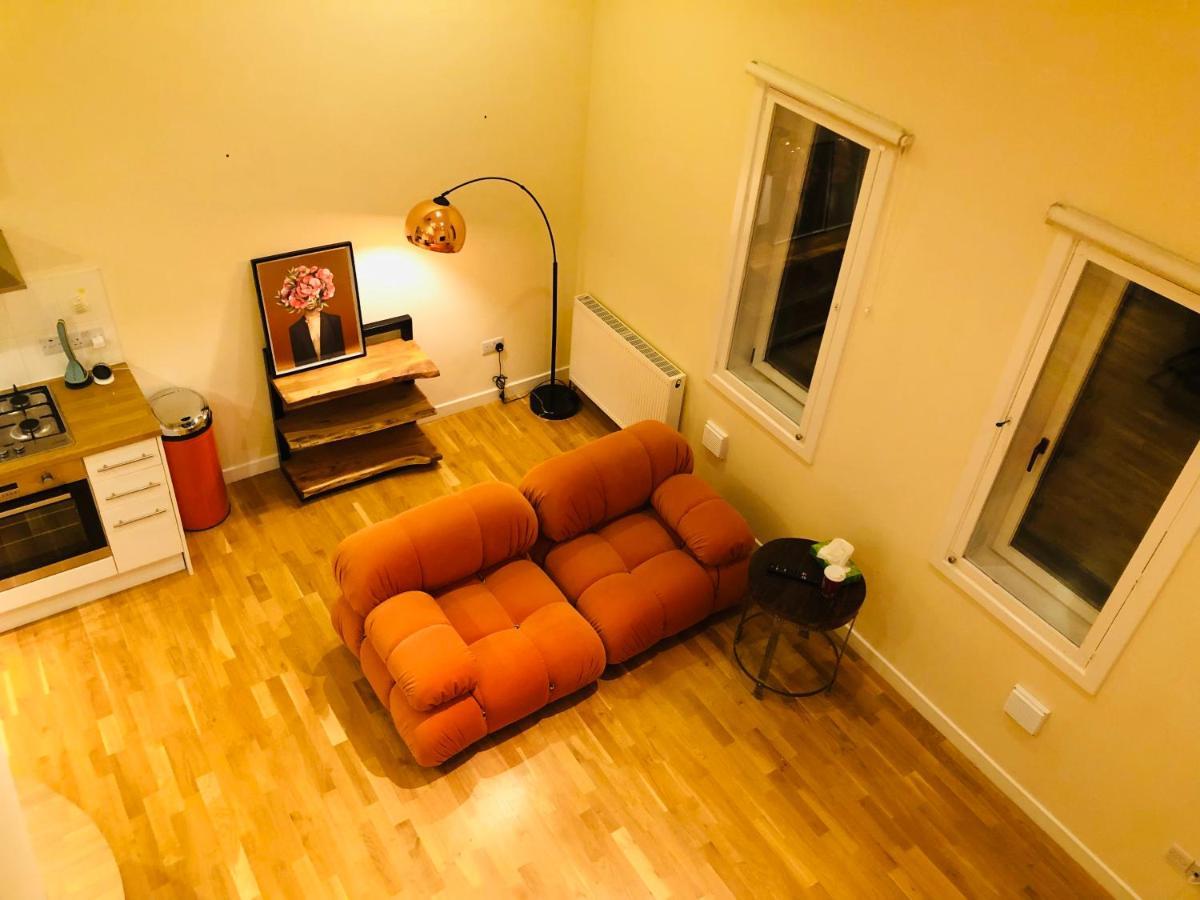 Appartamento 2 Bed 2 Bath With Private Parking Edimburgo Esterno foto