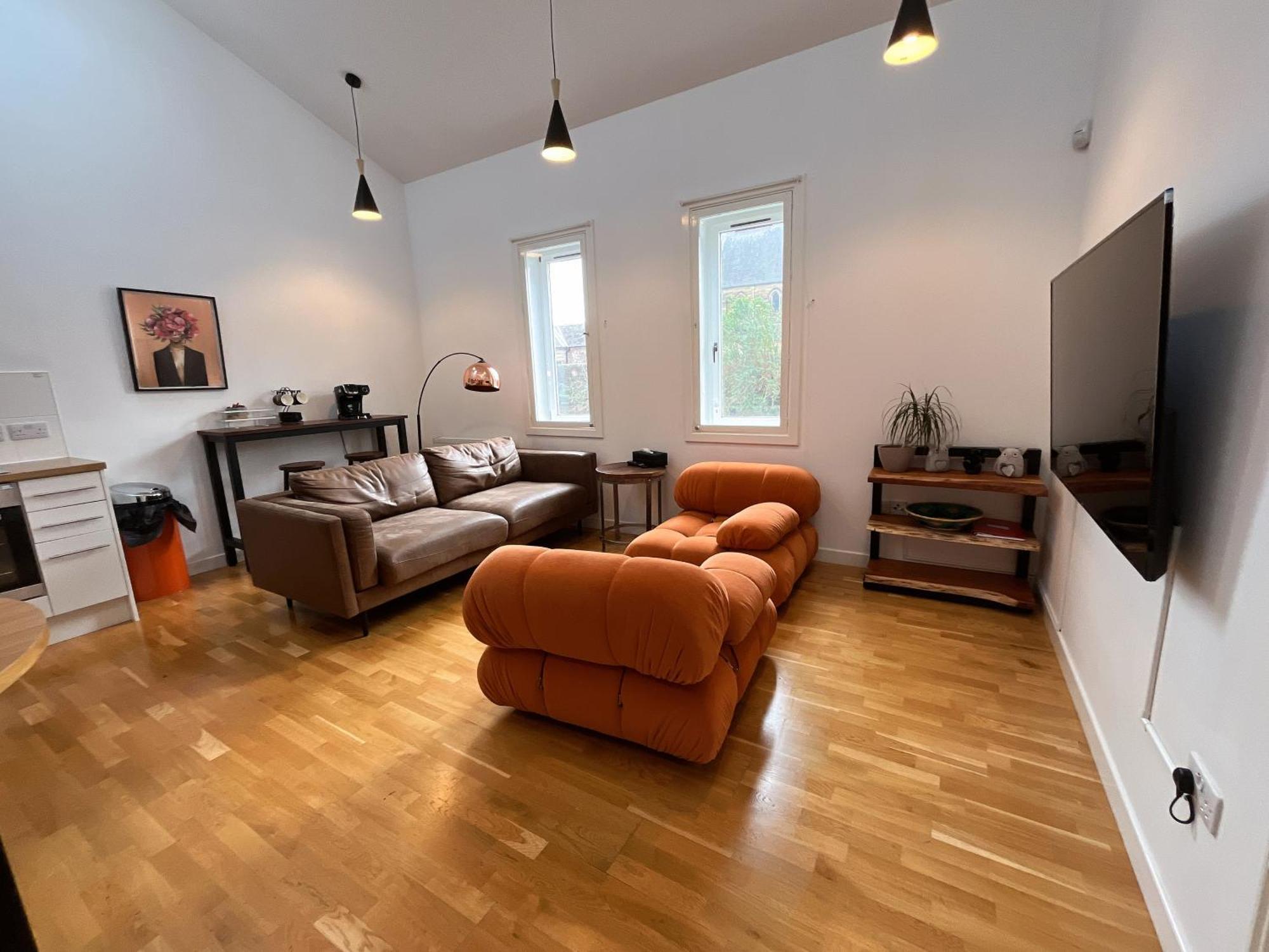Appartamento 2 Bed 2 Bath With Private Parking Edimburgo Esterno foto